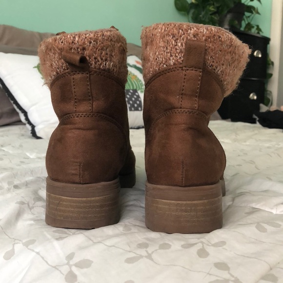 Women’s Winter Combat Boots - Picture 3 of 3